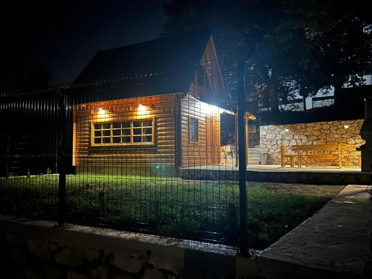 Brvnara Ricki Villa Cetinje Eksteriør billede
