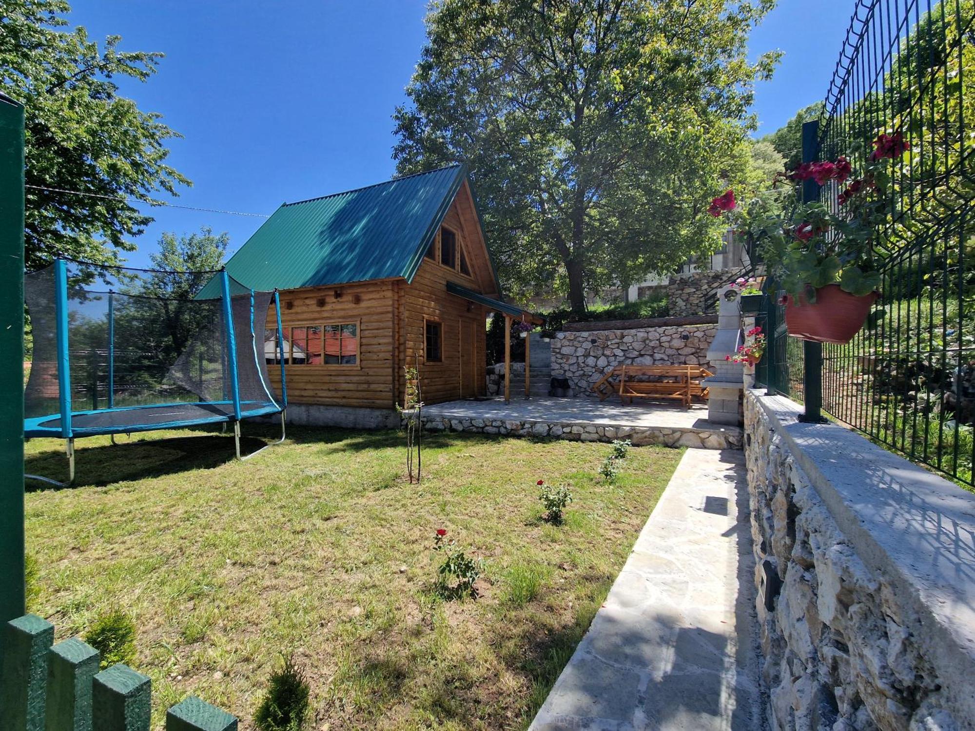 Brvnara Ricki Villa Cetinje Eksteriør billede